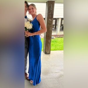 Beautiful prom dress!!